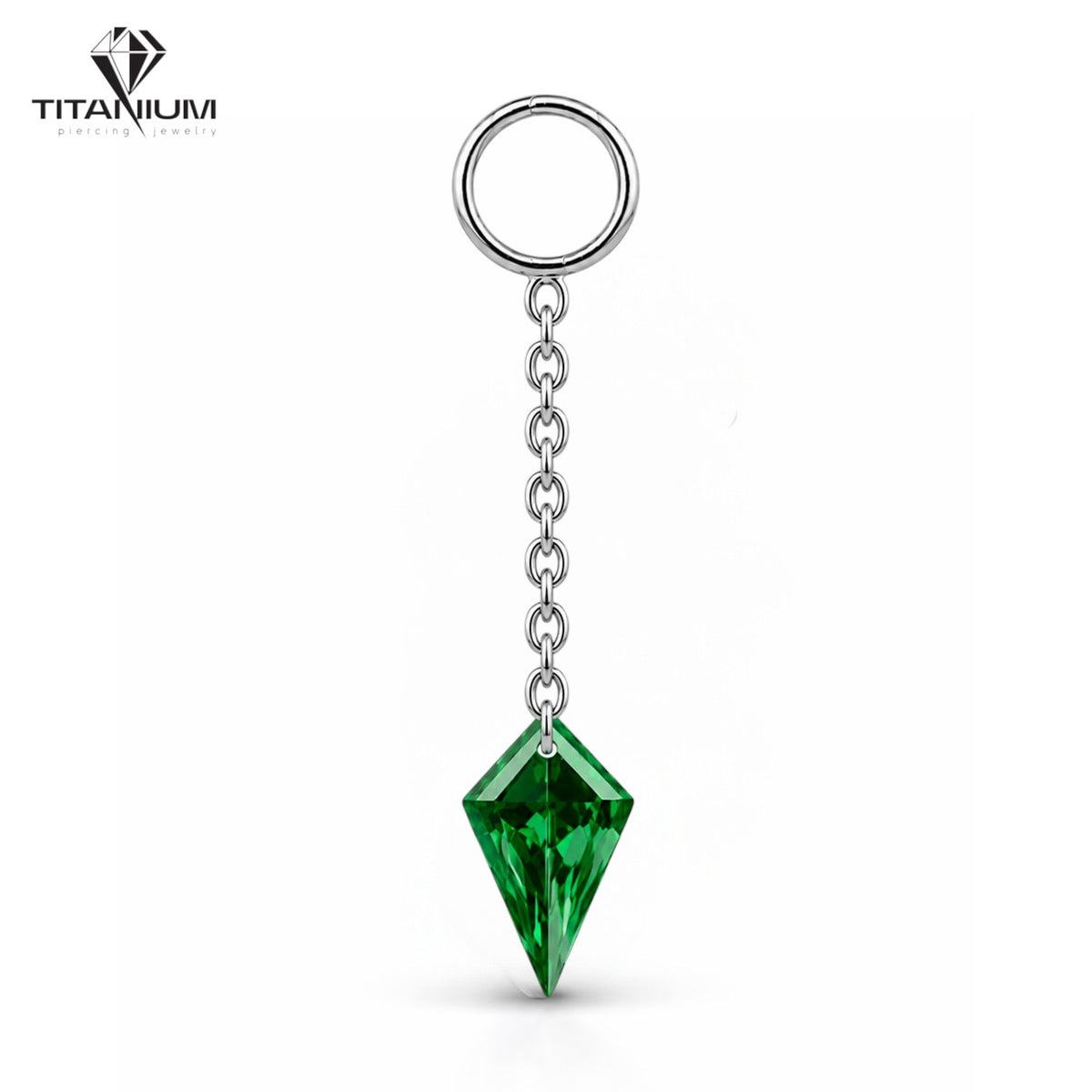 Elegancki wisiorek z łańcuszkiem i kryształem diamentowym.
