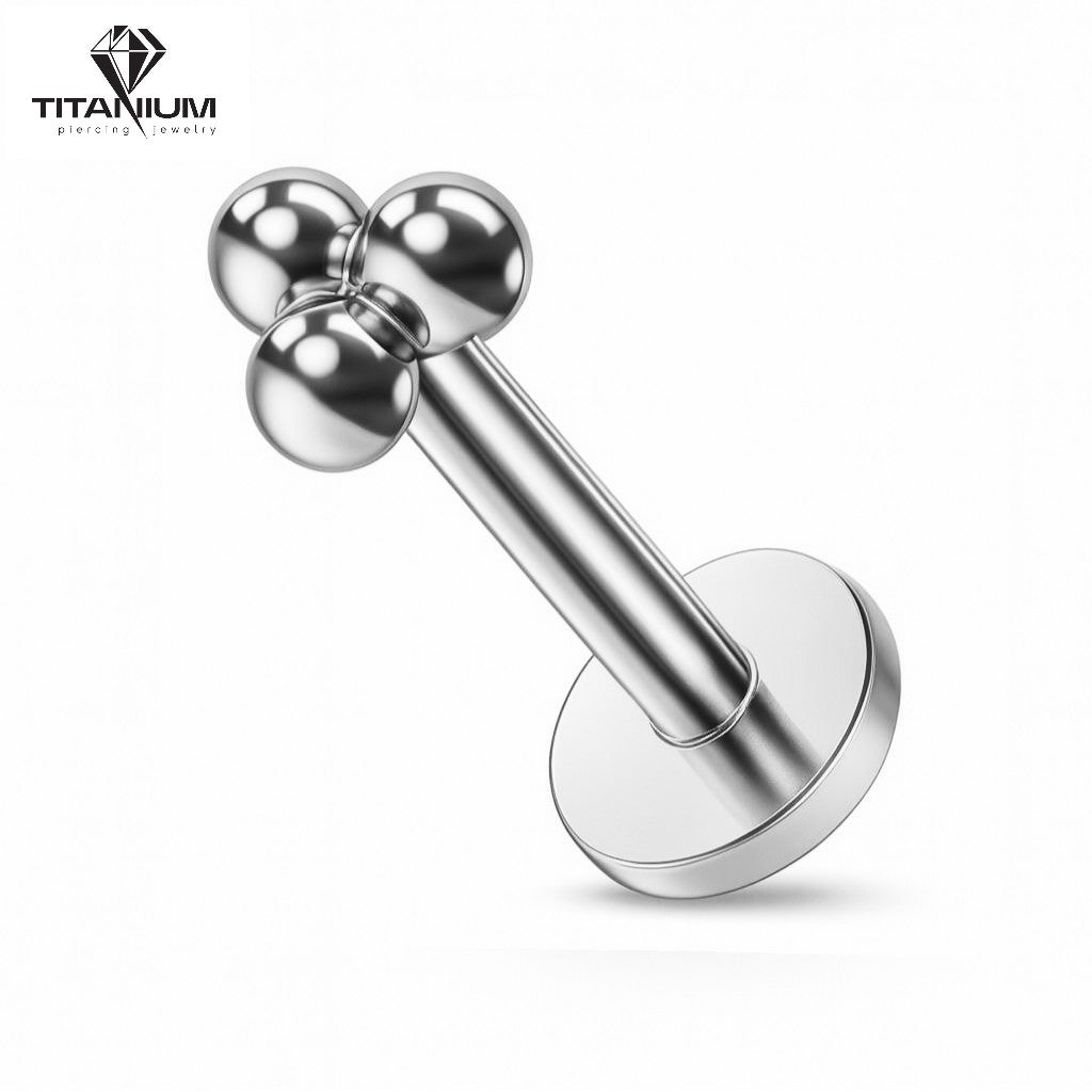 Kolczyk labret z trzema kuleczkami