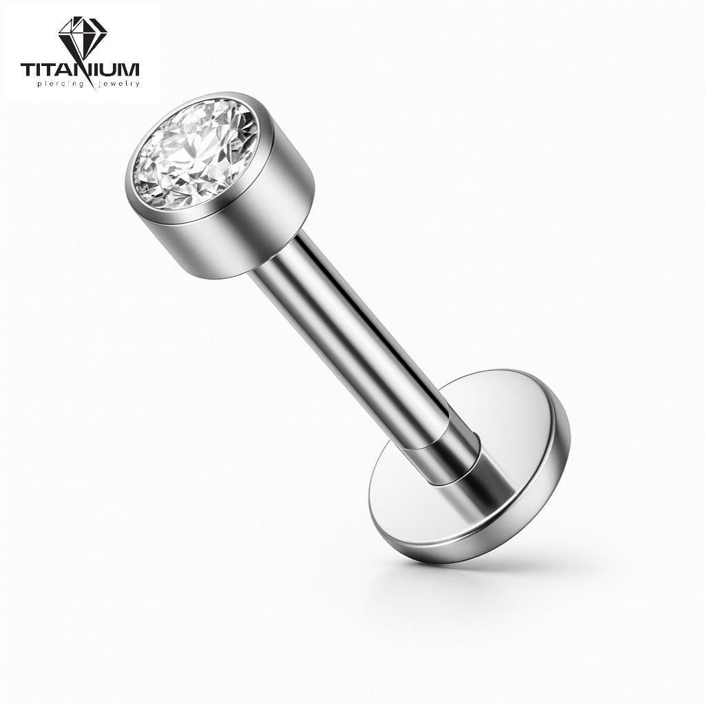 Kolczyk labret z białą cyrkonią lub błękitnym opalem  w oprawie Bezel